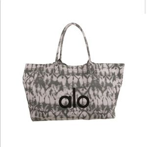 ALO Yoga Tote Bag